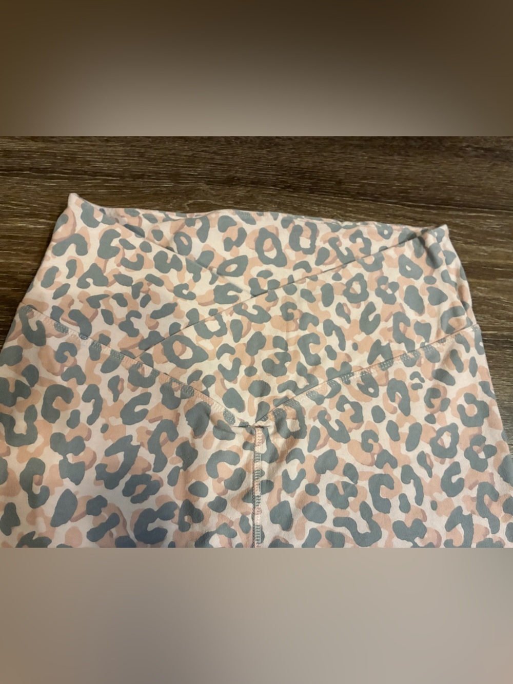 VS PINK Pink Leopard Print V Crossover Waist Flare Pants Size Large - Picture 4 of 7